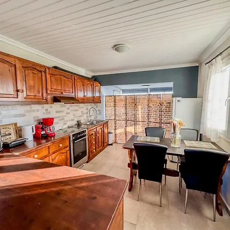 Casa vacanze Beachlife: The *